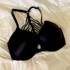 Victoria’s Secret Bombshell add 2 cups push-up bra